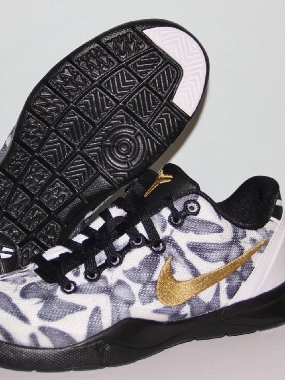 Nike Kobe Mambacita Gigi Basketball Shoes Kids Youth 1.5Y